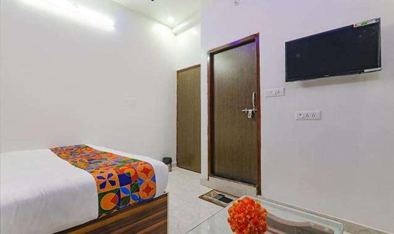 Fabexpress Ss Grand Banthra Sikandarpur Exterior foto